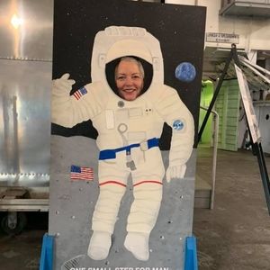 Meet your Posher, Constance